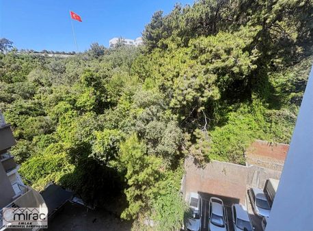 Vergi Dairesi Yakını İş Merkezleri Arkası Satılık Arsa Acill