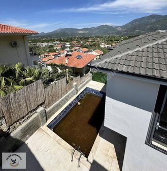 Yeşilüzümlü'de 6+1 Müstakil Havuzlu Sıfır Satılık Villa