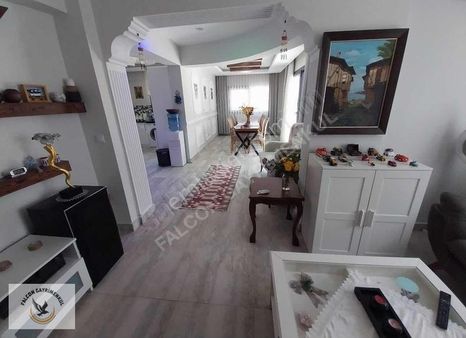 Ovacık'da 5+1 Müstakil Havuzlu 750 M2 Arsa Payı Satılık Villa