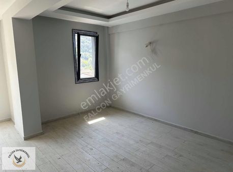 Falcon Dan Karamuar Da 2+1daire