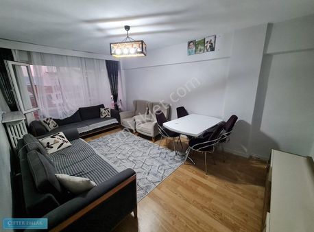 Ali Çifter' Den Cumhuriyet Bulvarı Üzerinde Satılık 2+1 Daire