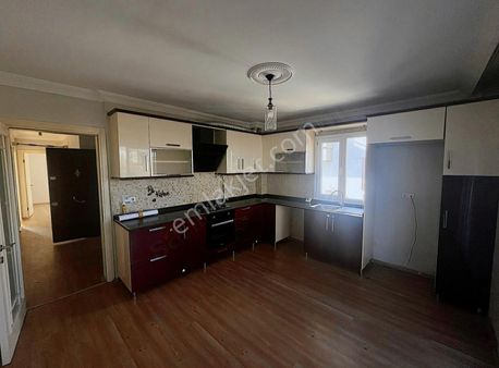 Atatürk Mah 3+1 Arakat Kiralık Daire Yeni Hükümet Konağı Yanında