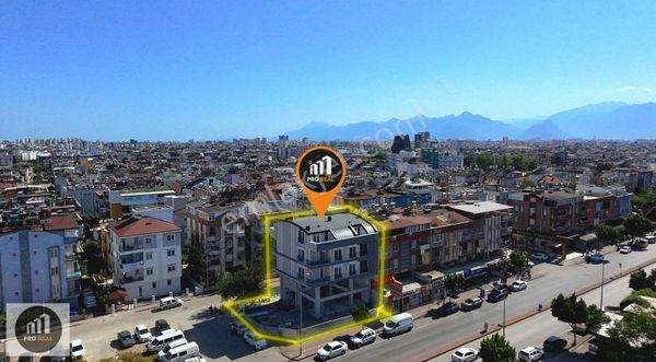 Pro Real'den Kepez Belediye Arkası ,park Ve Cadde Cepheli Daire