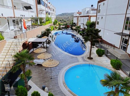 Emre Ünlü'den Havuzlu,otoparklı Sitede Harika 1+1 Kiralık