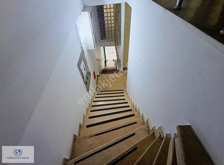 Silivri Çarşı Merkezinde 8 Katlı 1280 M2 Kullanım Alanlı Bina