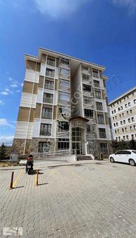 Serkan Metinden Yaşamkent Tokide Satılık 2+1 Eşyalı Daire