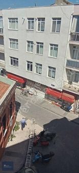 Kurt Gayrimenkulden Kiralık 1+1 Daire