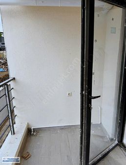 Tuyap'tan İncek'te Bulvara Yakın 1+1