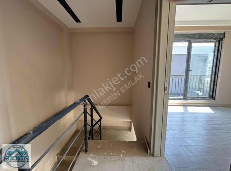 Göksu Sıfır Havuzlu Kapalı Otoparklı 2+1 Satılık Bahçe Dubleks