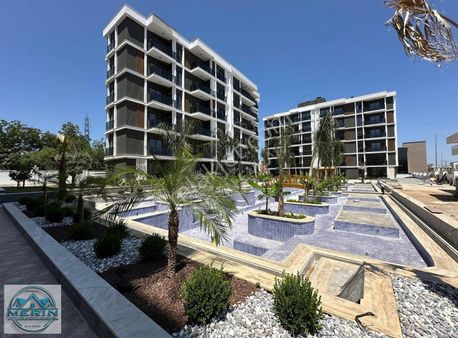 Habiblerde Lüx Havuzlu Site İçerisinde Satılık 2+1 Konsept Daire