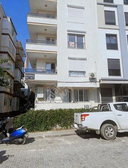 Doğanay Emlaktan Tire Merkezde Kiralık 2+1 75 M2 Daire