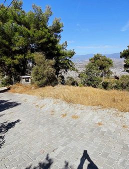 Doğanay Emlaktan İzmir Tire Kaplan Da Manzaralı Bahçe