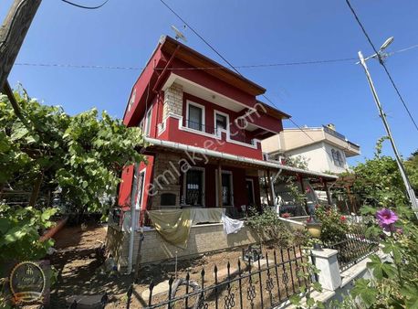 Silivri Villakent Sitesinde Eşyalı Tripleks Kiralık Villa