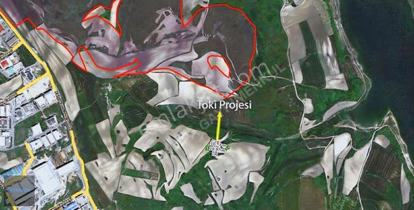 Arnavutköy Sazlıbosna'da 338 M² Arsa