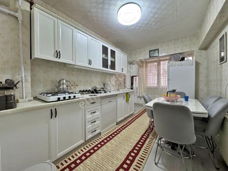 Gültek'ten Atapark Cadde Üzeri Harika Konumda 2+1 Geniş Daire !