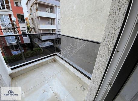 Ümraniye Madenler Mah. Sıfır Ebeveyn Banyolu 2+1 Daire