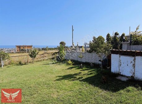 Aress Den Emsalsiz Lokasyon Da Köşebaşı 385m2 Arsa Ve Ev