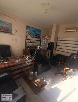 Aktif Emlak'tan Yedieylül Mahallesinde Satılık Köşe Dükkan!