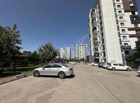 Msk "gayrimenkul Den Satılık 4+1 Daire Z+1 Kat