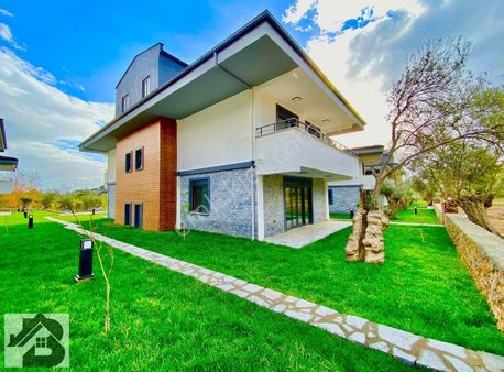 ⫸akçay Best Emlaktan⫷oksijen Deposu Gürede Havuzlu 3+1 Lüx Villa