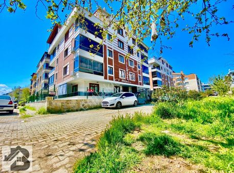 ⫸tek Yetkili Best Emlak'tan⫷ Doğalgazlı Arakat Öncephe Geniş 2+1