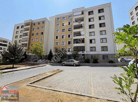 Cadde Seyrandan Satlık 2+1/ Acil Acil