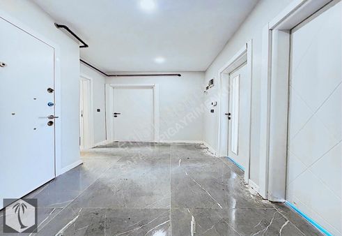 Beylikdüzü Safadan Merkezi Konumda Geniş 4+2 Dubleks