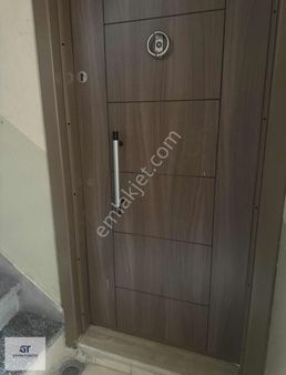 Tophane'de Kiralık 1+1