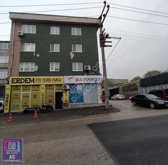Eski Gemlik Yolunda Kurumsal Kiracılı Satılık Dükkan