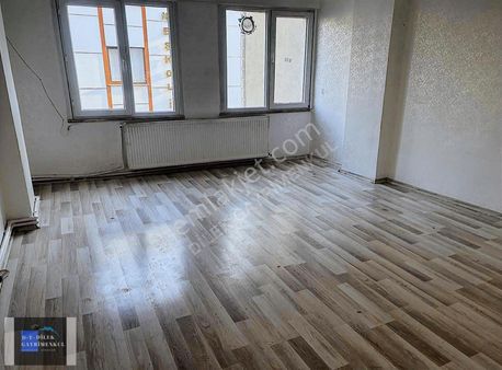 Medıpol Hastanesi Yanında Satılık Daire