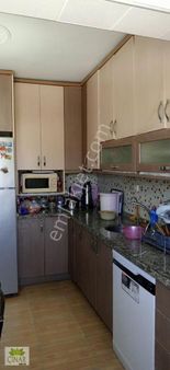 Çınar Emlak'tan Hürriyet Mahallesinde 3+1 Satılık Daire Acil