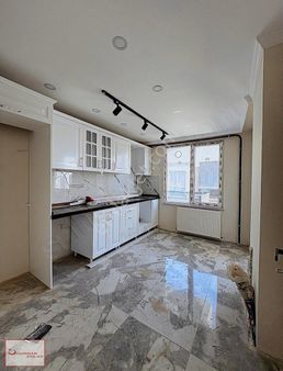 İstasyon Altında Site İçi Satılık Sıfır 3+1 Dubleks Daire