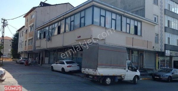Sultanbeyli 2 Katlı İşyeri 300 Metrekare