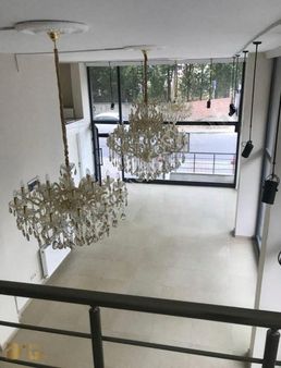 Deba İnşaattan Arnavutköy Merkezde Satılık 2 Katlı Dükkan