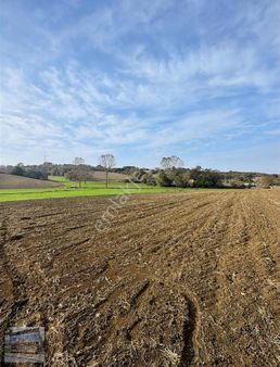 Arnavutköy Balabanda Doğa Harikası 3680 Metre Satılık Arsa