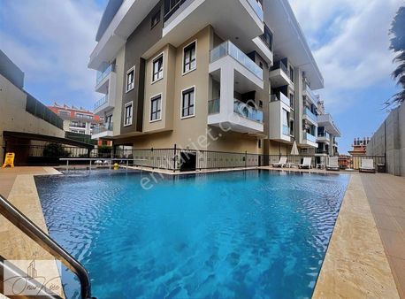 Alanya Hasbahçede Kale Deniz Manzaralı Satılık Dubleks Daire