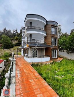 İmar Dan Ayvagedigi Piknik Alanı Civarı Sıradışı Ultra Lüks Vill