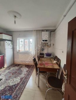 Satılık İkinisana Yakın 3 Katlı Müstakil Ev