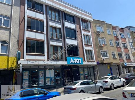 Muğla Emlaktan Cadde Üstü 200m 5+1 Asansörlü 5 Yıllık Dubleks