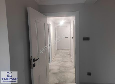 Turyap'dan Kurumlara Yakın İçi Tamamen Yenilenmiş Satılık Daire