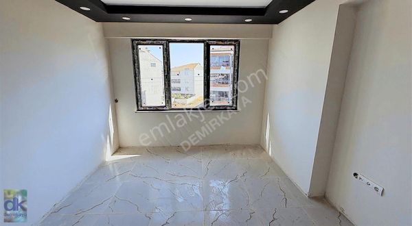 71 Evler Mahallesinde Şehir Hastanesi Yakını Satılık 2+0 Daire