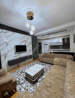 Krediye Uygun Stüdyo İstanbul Da 1+1 Arakat Eşyalı Satılık Daire