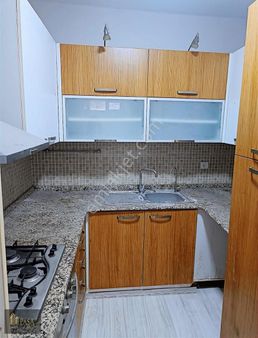 Paşa Gayrimenkul'den Cadde Üzeri Bakımlı Uygun Fiyata Daire 2+1