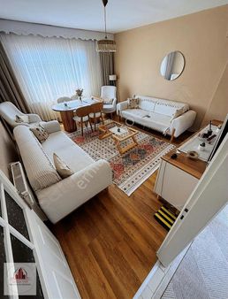 Küçükköy Caddeye Cephe 2+1 5.kat 95 M2 Masrafsız Acil Satılık...