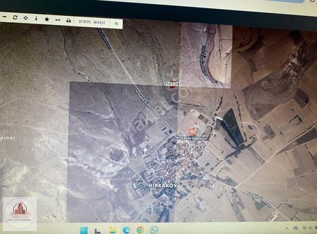 Afyon Hırkaköy Arsa Vasfında 467 M2 Tek Tapu Yatırımlık Arsa....