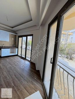 Kartal Esentepe'de , Sıfır, 2+1 Satılık Ters Dübleks Daire