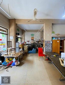 Karşıyaka Bahçelievler Mahallesi Yatırımlık Batar Katlı Dükkan