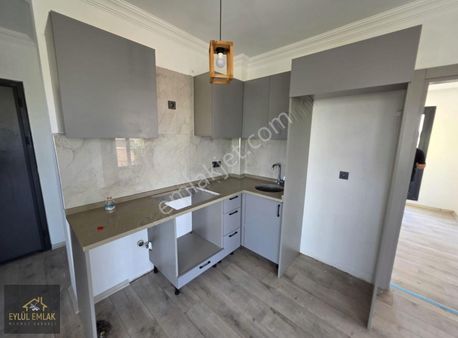 Bodrum Mumcular Merkezde Sağlık Ocağı Yanında 2+1 Daire