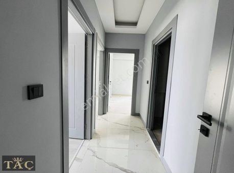 Taç Gayrimenkulden Çöşnükte Az Katlı 4+1 Ara Kat Manzaralı