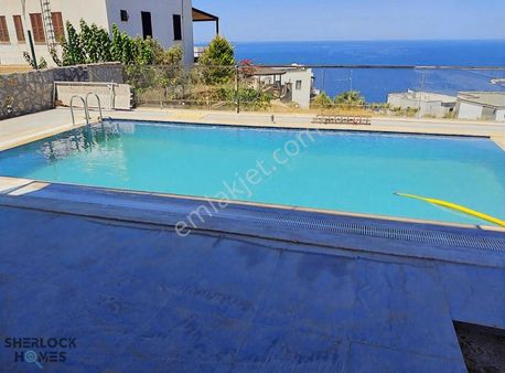 Fiyat Düştü! Acil Deniz Manzaralı Özel Havuzlu 4+1 Villa